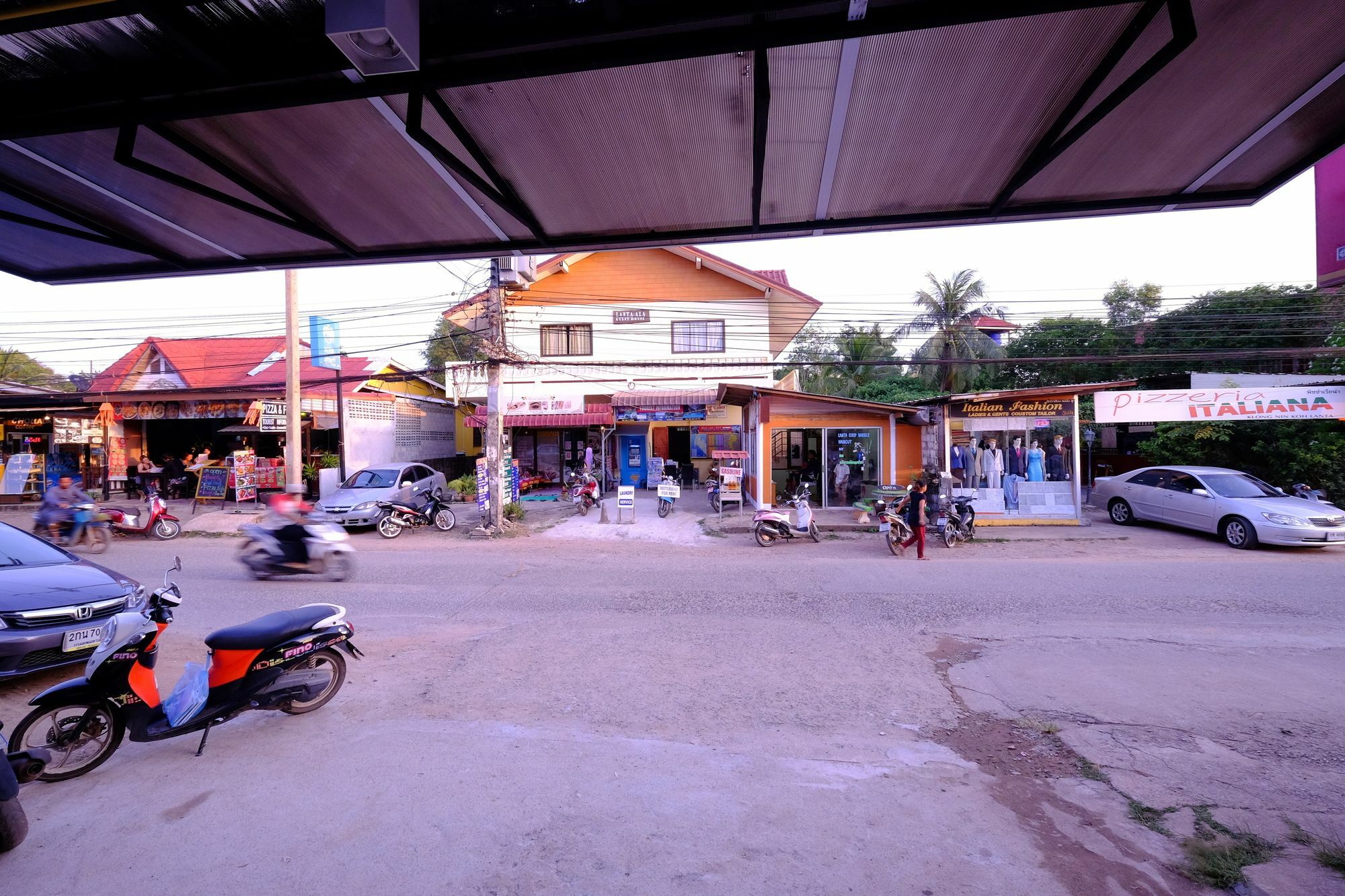 De​ Lanta Place Ko Lanta Dış mekan fotoğraf